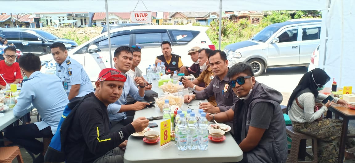 Hari ke-18 Pasca-Gempa: Gairah Perekonomian di Mamuju Sudah Mulai, Warung Pallubasa Sudah Diserbu Warga